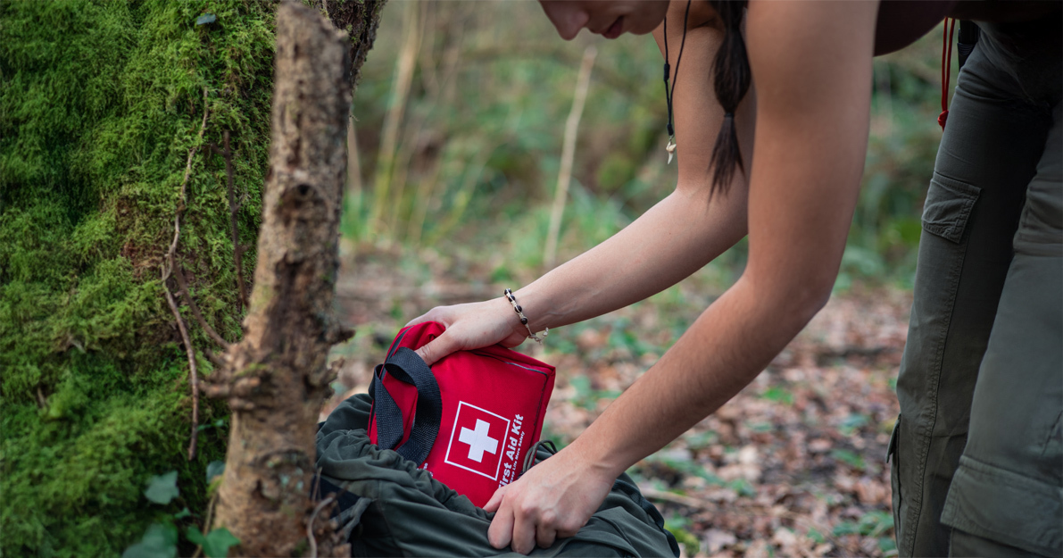 Spring Safety: First Aid Skills for Parks, Trails, and Backyards - HSI