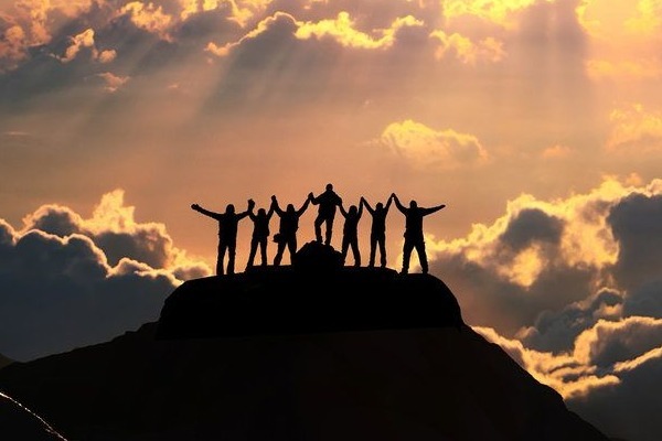 The Benefits of Having a Management Training Program - HSI